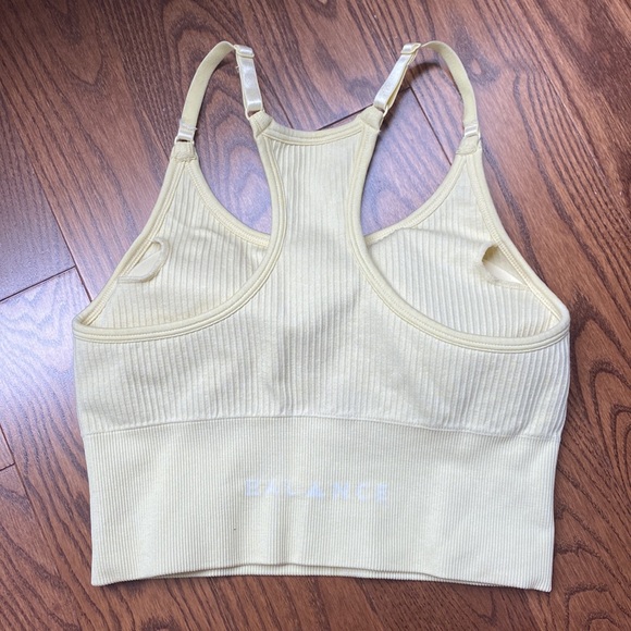 Balance athletica linear racer top size small - Picture 5 of 5